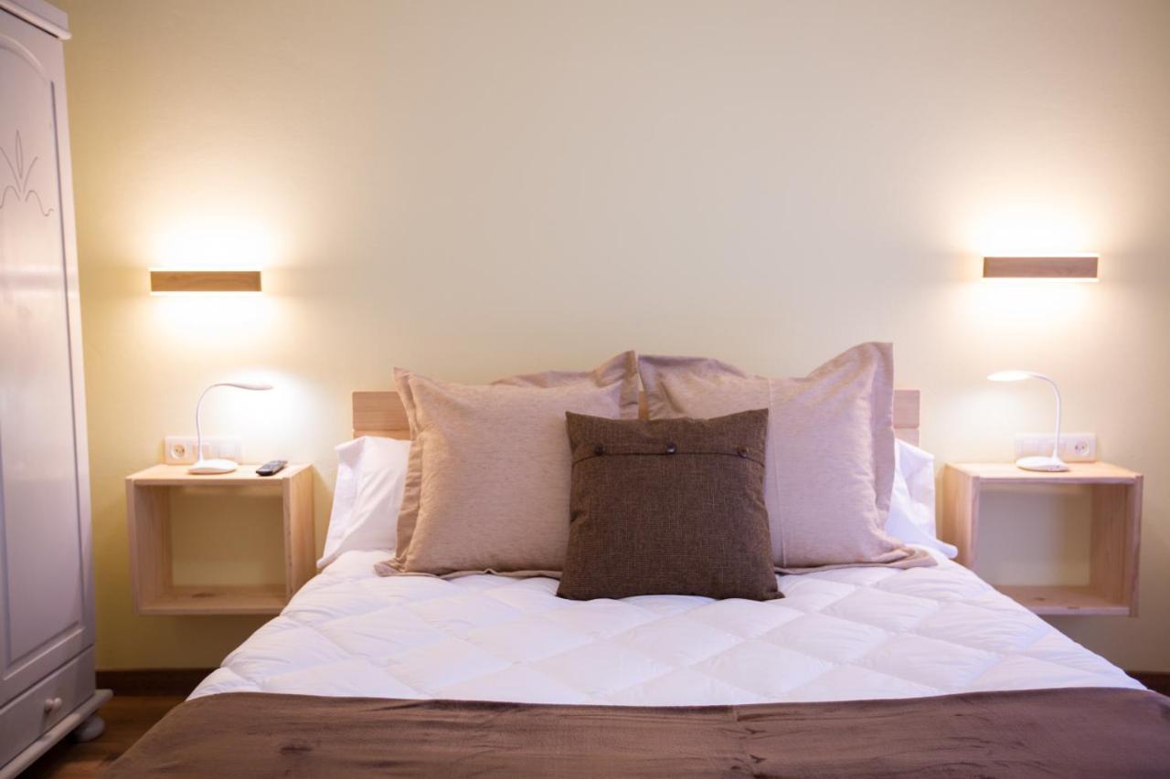 La Casona De Cardes Hotel Onís Eksteriør billede