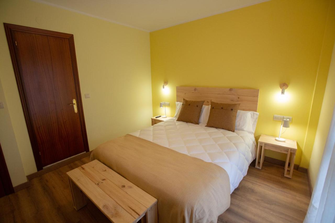 La Casona De Cardes Hotel Onís Eksteriør billede