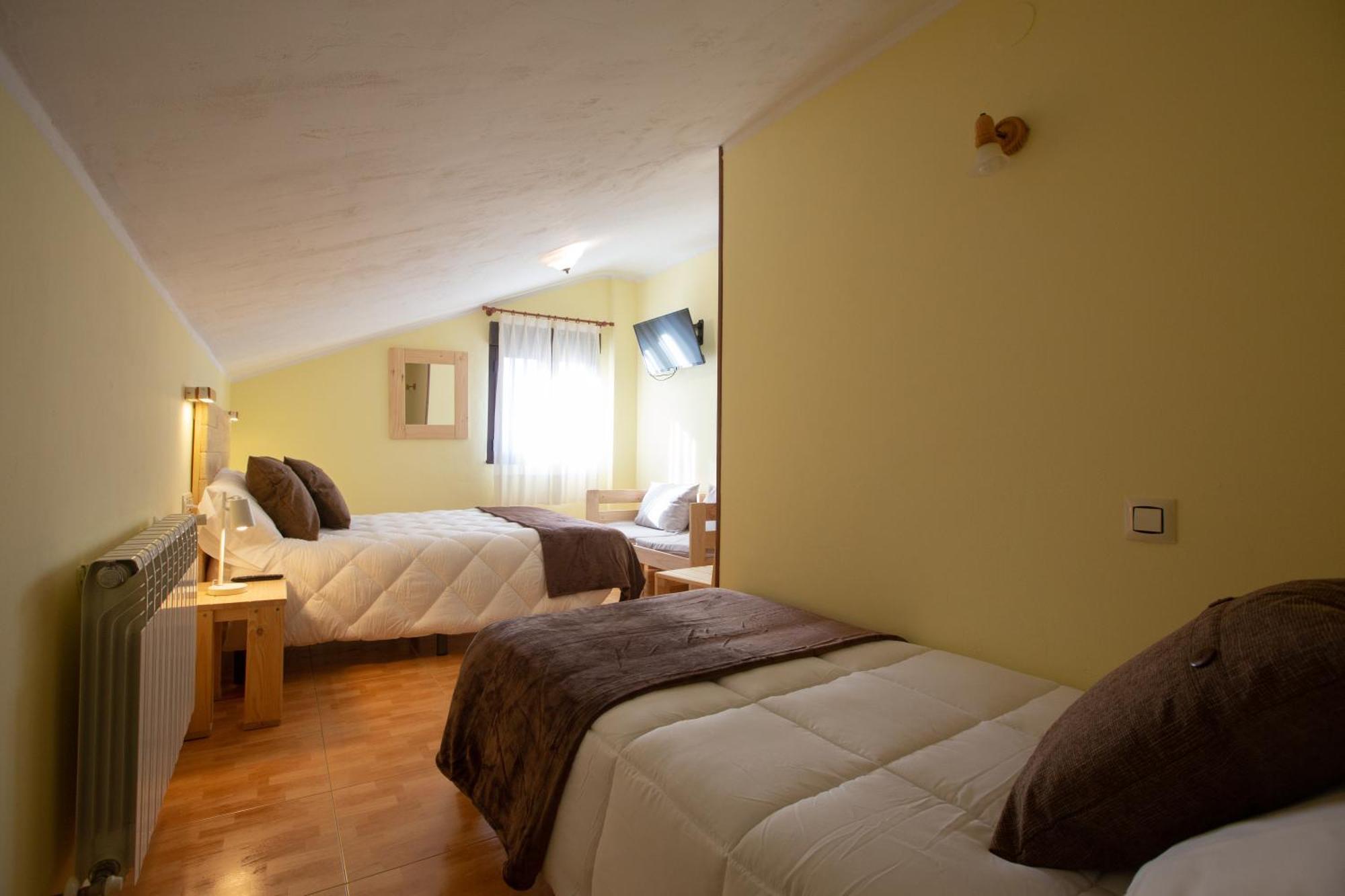La Casona De Cardes Hotel Onís Eksteriør billede